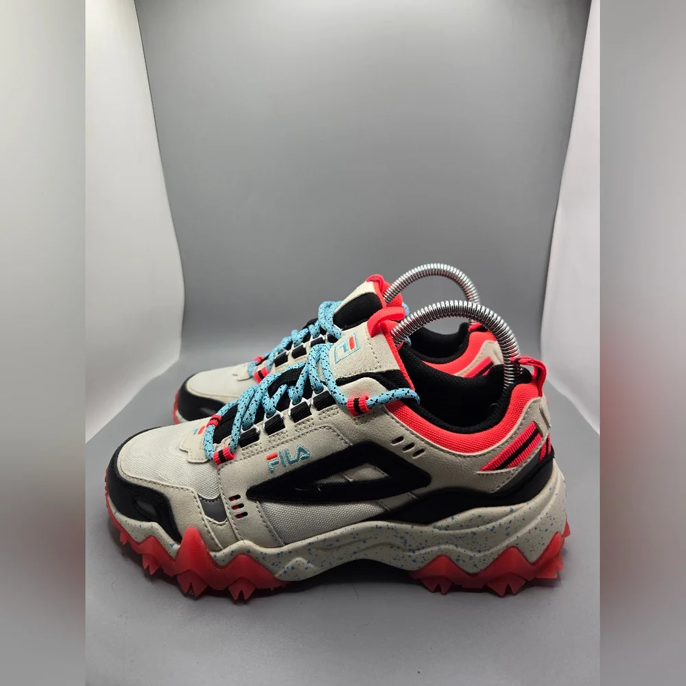 Fila Trail Running Sneakers Women’s Size 7 White Black Red Blue Outdoor Shoes - Picture 4 of 9